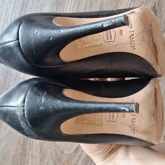 White House Black Market Scarlett Heel Size 6 - Picture 5 of 11